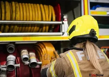 major blaze causes extensive damage to vehicles and warehouse in cork industrial park