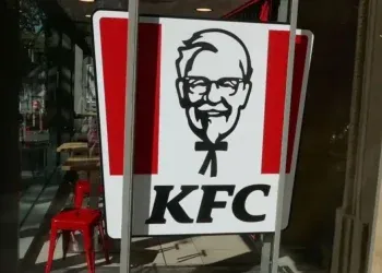 four arrested after teen girl allegedly 'gang raped' in paris kfc toilets