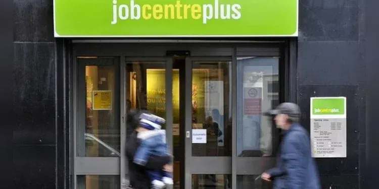 UK Jobless Rate Hits Five-Year High as Wage Growth Cools