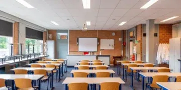 TDs Propose Shorter School Days and More Breaks