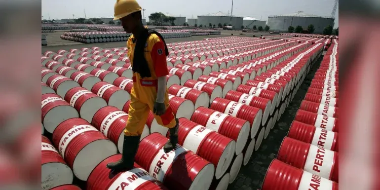 Government Orders Probe into Petrol and Oil ‘Gouging’