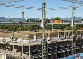 Irish Construction Sector Returns to Growth After 10-Month Slump