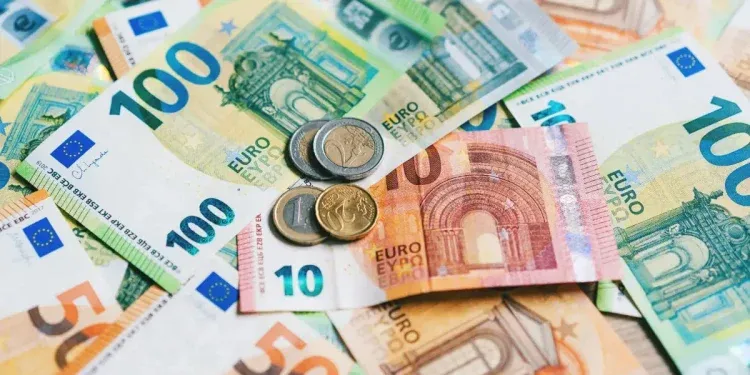 Conflict in Iran Expected to Push Irish Fuel Prices Above €2 Per Litre