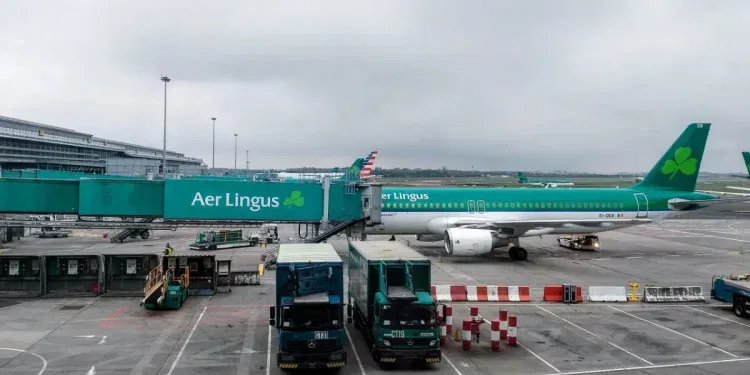 Aer Lingus Cuts 500 Flights Amidst Maintenance and Fuel Fears