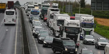 Blockades Ease as Negotiators Head to Government Buildings