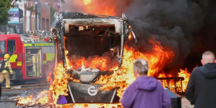 Severe Anti-Immigration Rioting Grips Belfast as Arson Attacks Force Families to Flee Homes