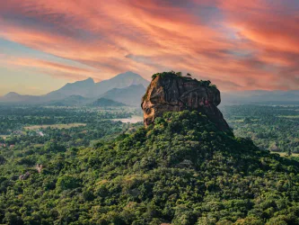 Sri Lanka Halts New eVisa System Amid Controversy and Legal Challenges