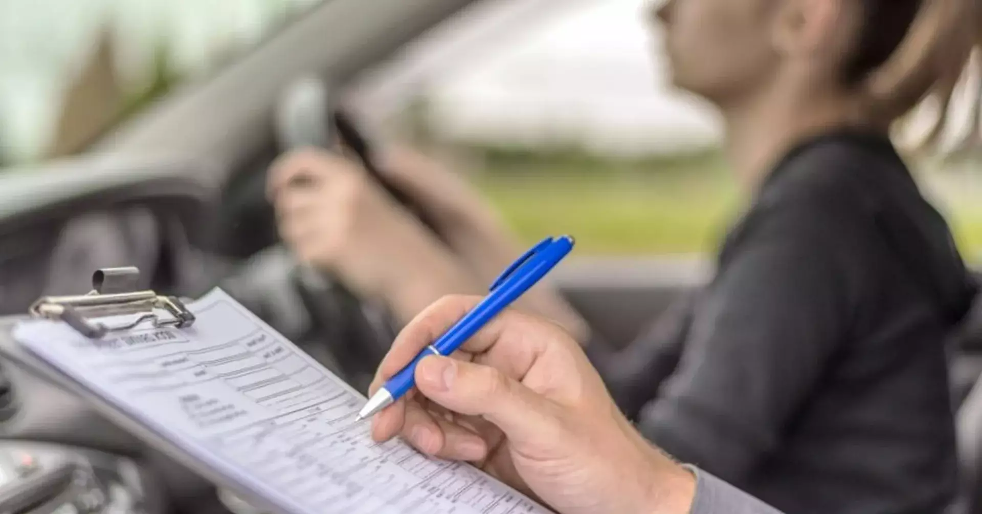 drivers to resit theory test every 10 years in ireland